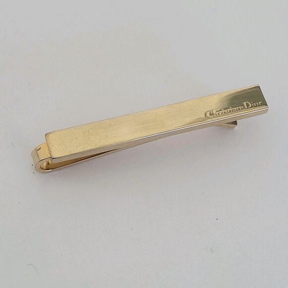 Christian Dior Tie Clip Clasp Gold Tone 2in Logo Vintage Minimalistic - Picture 1 of 7